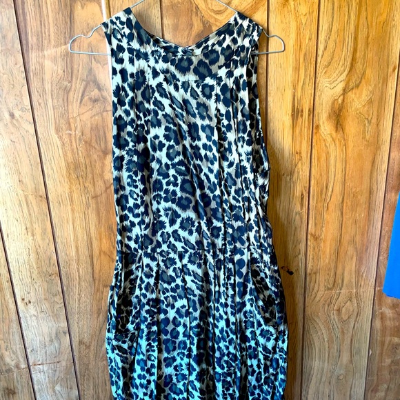 Backless cut V Sundress dress - Picture 1 of 3